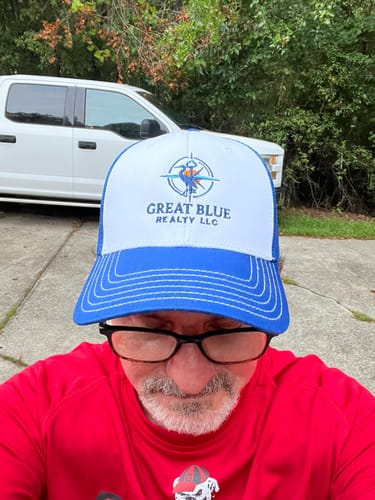 Andrew H. review of [12 Pack] Embroidered Trucker Hats image 1 out of 1
